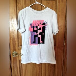 Men’s Nike tee shirt, size small